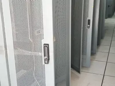cabinet 1