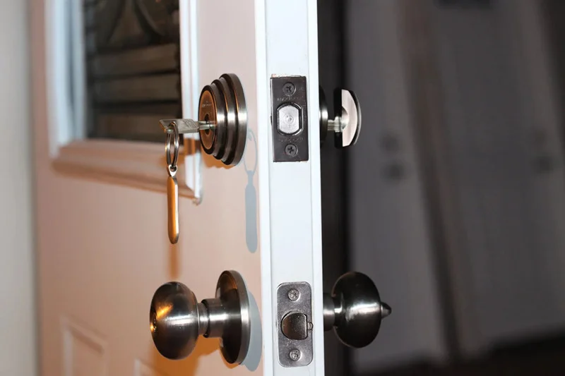Electronic Deadbolt Lock